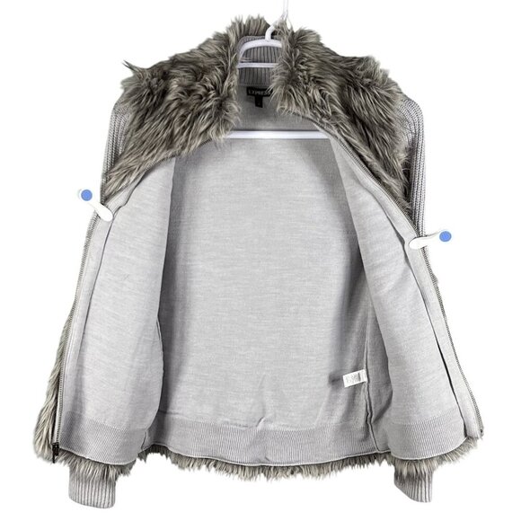 Express Womens S Oversized Merino Wool Blend Faux Fur Sweater Vest Knit Sleeves - Picture 3 of 16